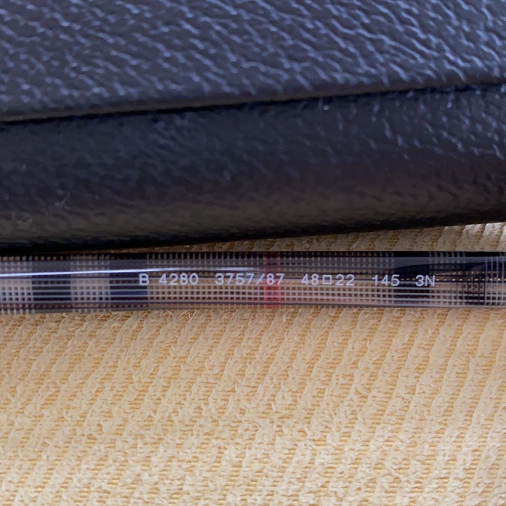 Burberry Sunglasses - Picture 6 of 12